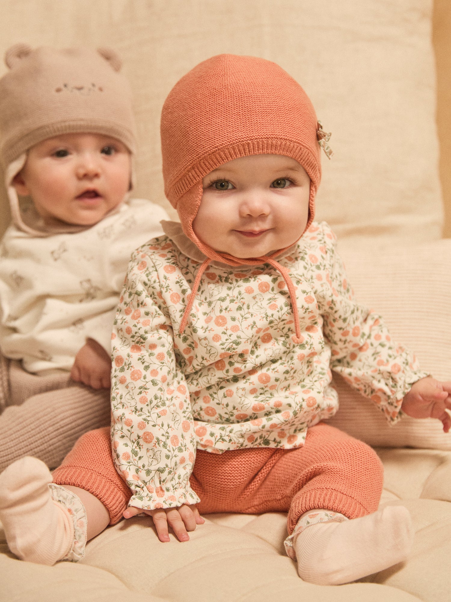 Gorro de lã rosa com laço para menina recém-nascida