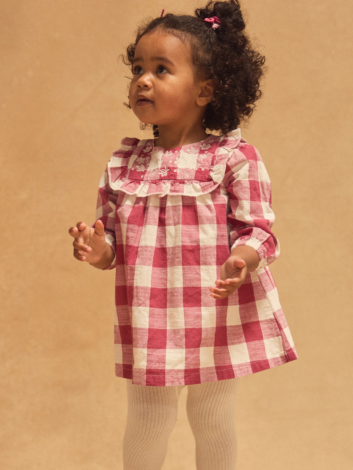 Vestido a cara branca e rosa com volantes Bebé Menina