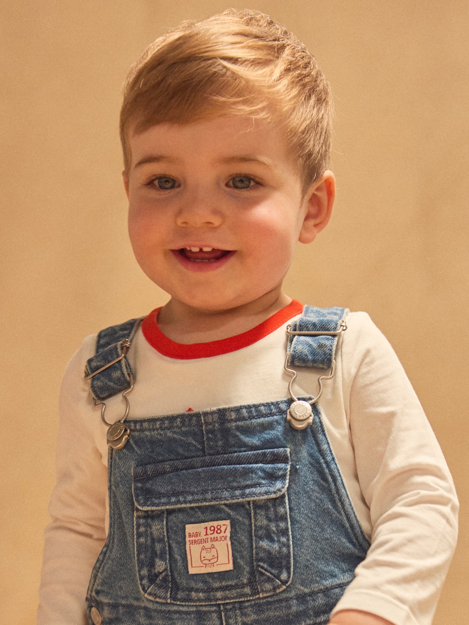 Salopete em Jeans Azul Bebé Menino