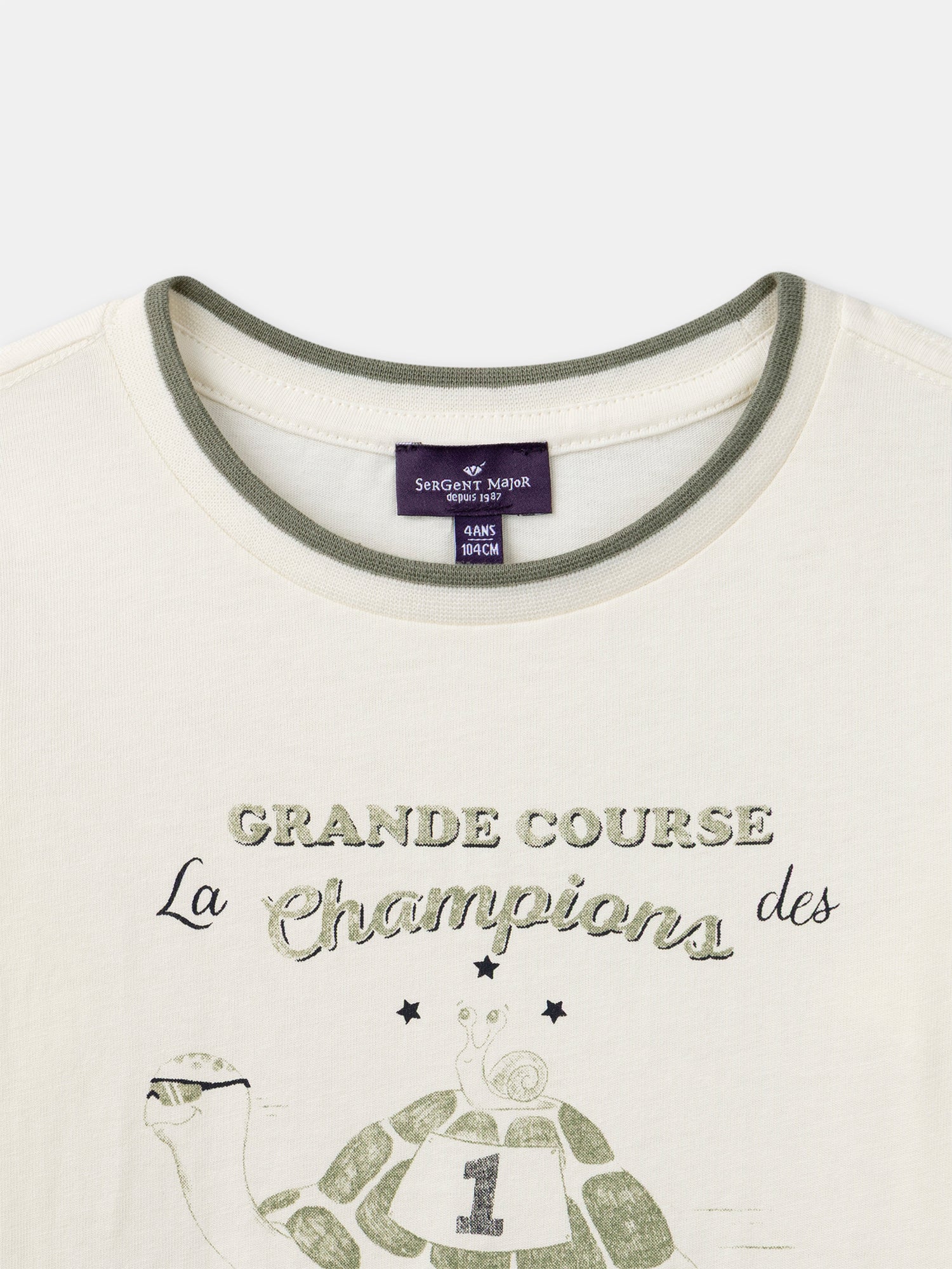 T-shirt de manga longa em crú para menino