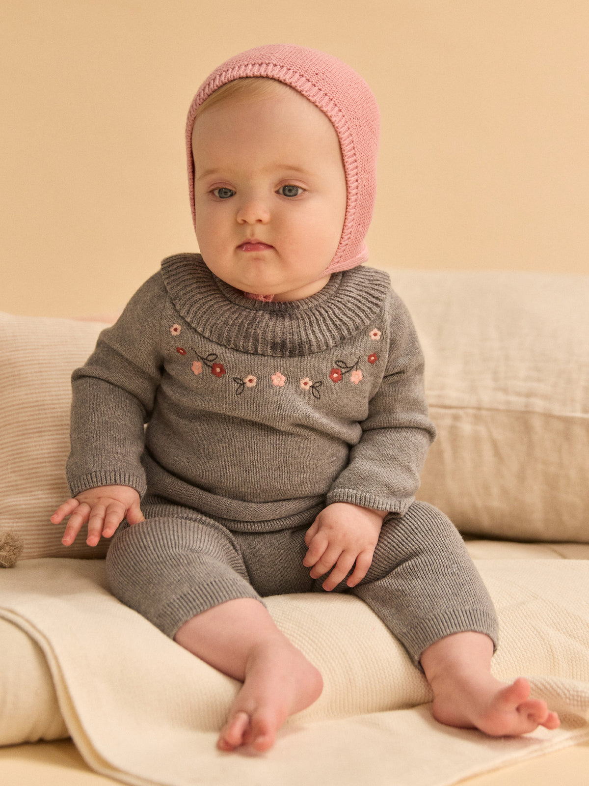 Gorro rosa para recém-nascida