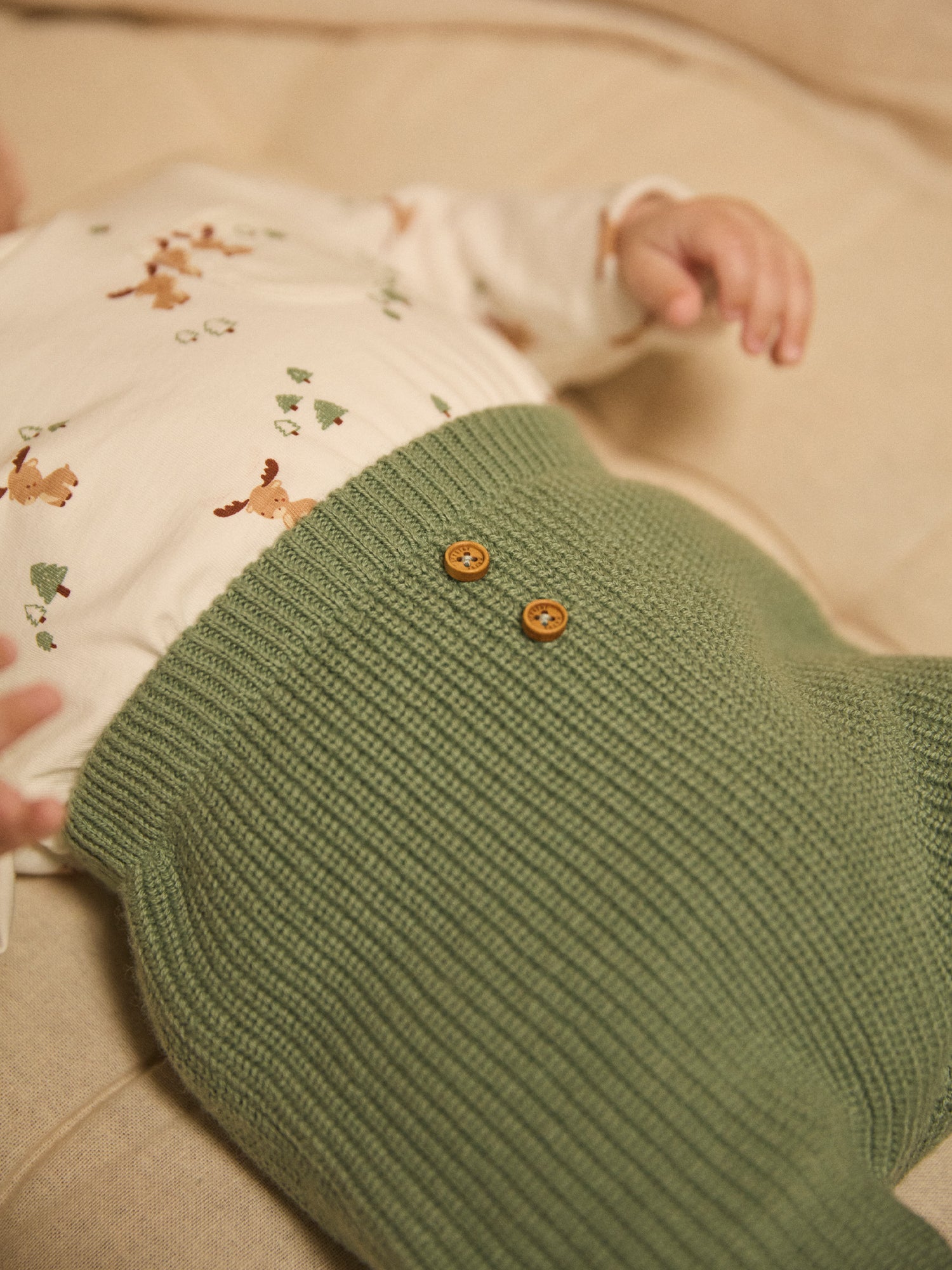 Ensemble t-shirt imprimé cerf + gilet + pantalon Naissance Garçon