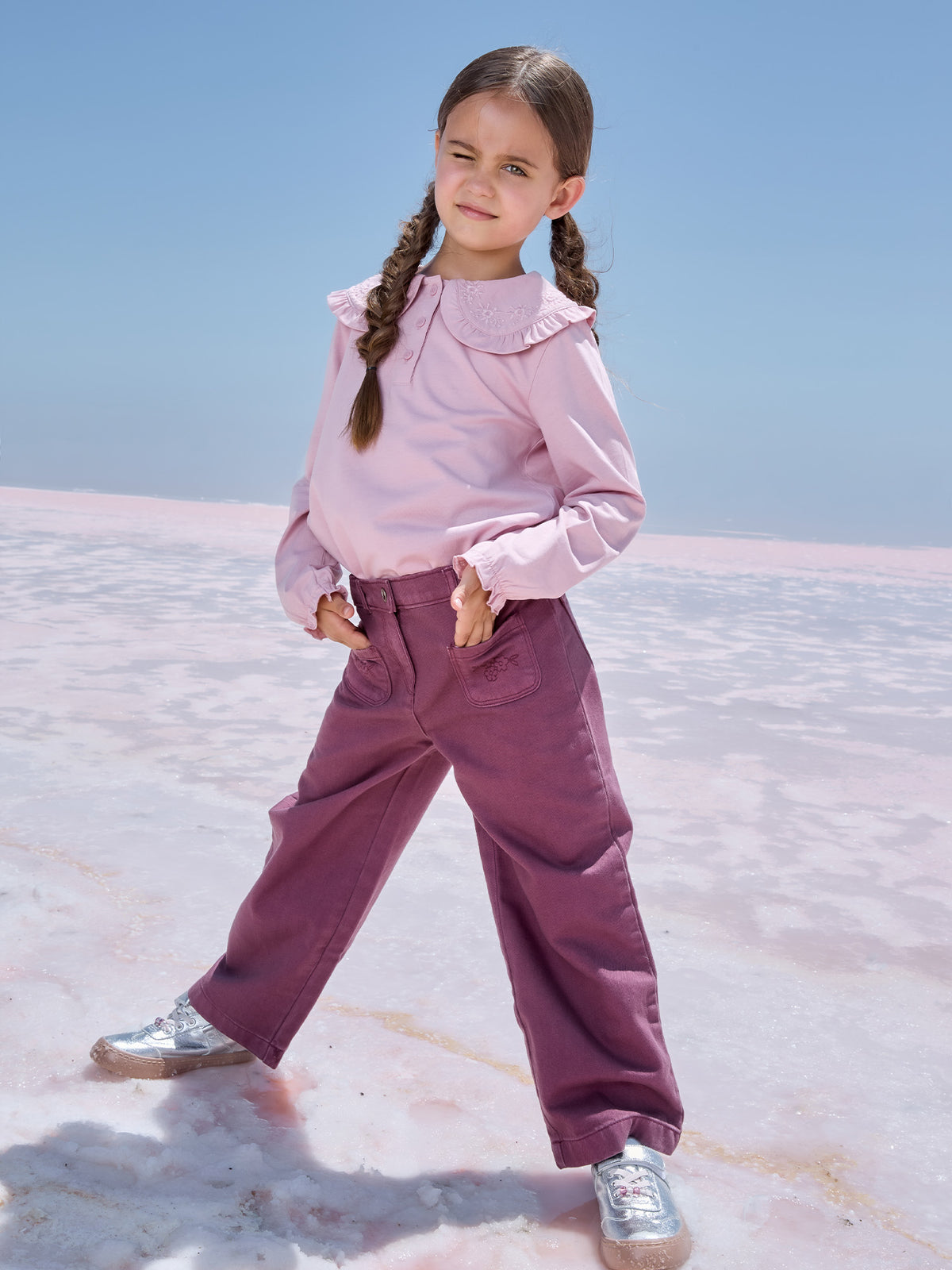 tmp/68893507776/files/8f78ed05-f677-4f5e-96df-23c8a676e4ff/26H2PF71TML_312_504cd39ec-f78b-45e3-9f0c-b7ebe673d247.jpg
