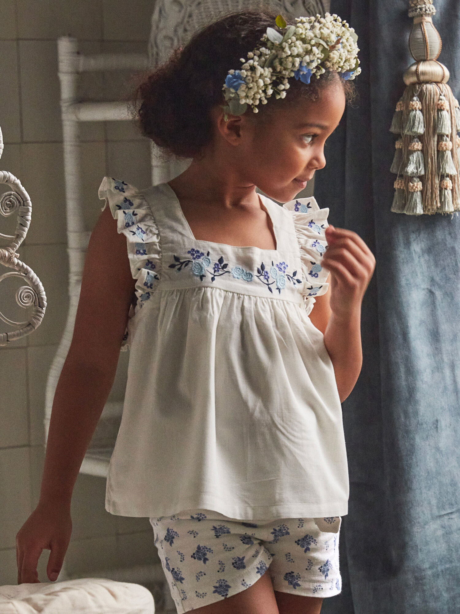 Blusa bordada flores deals
